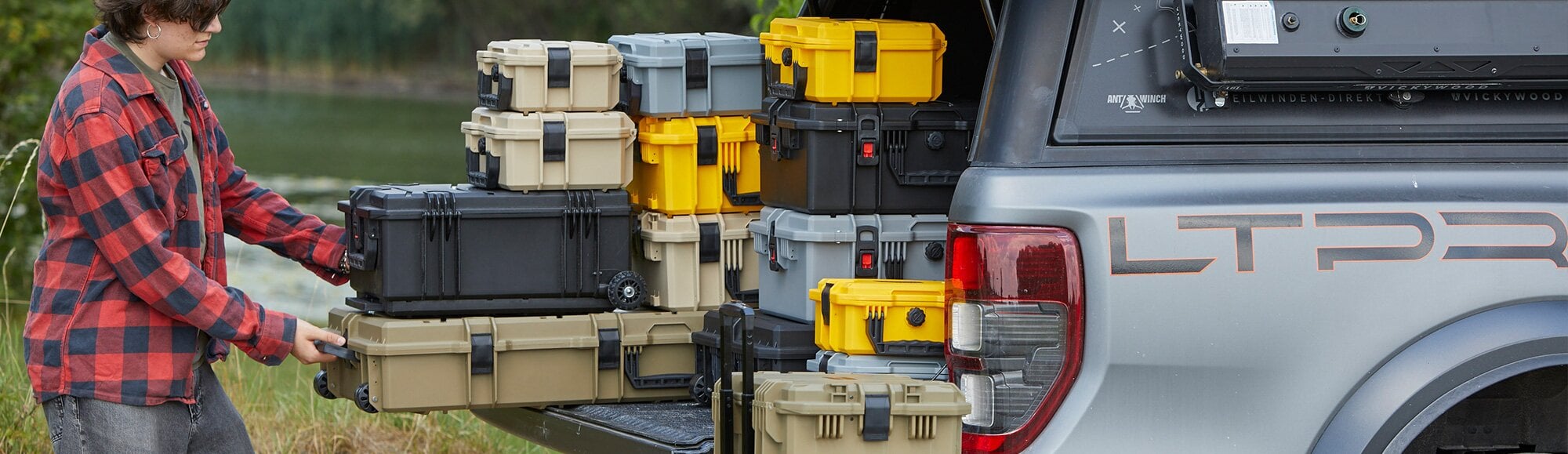 Transportboxen im Auto