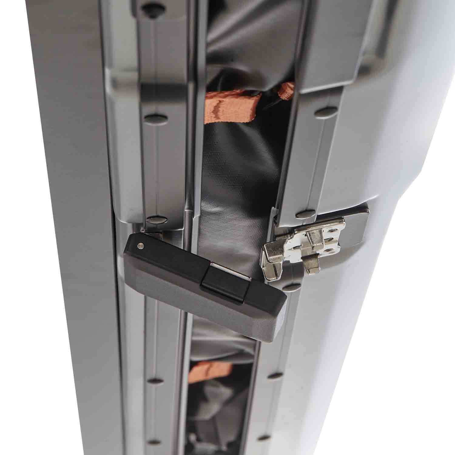 Hard case with sturdy buckles