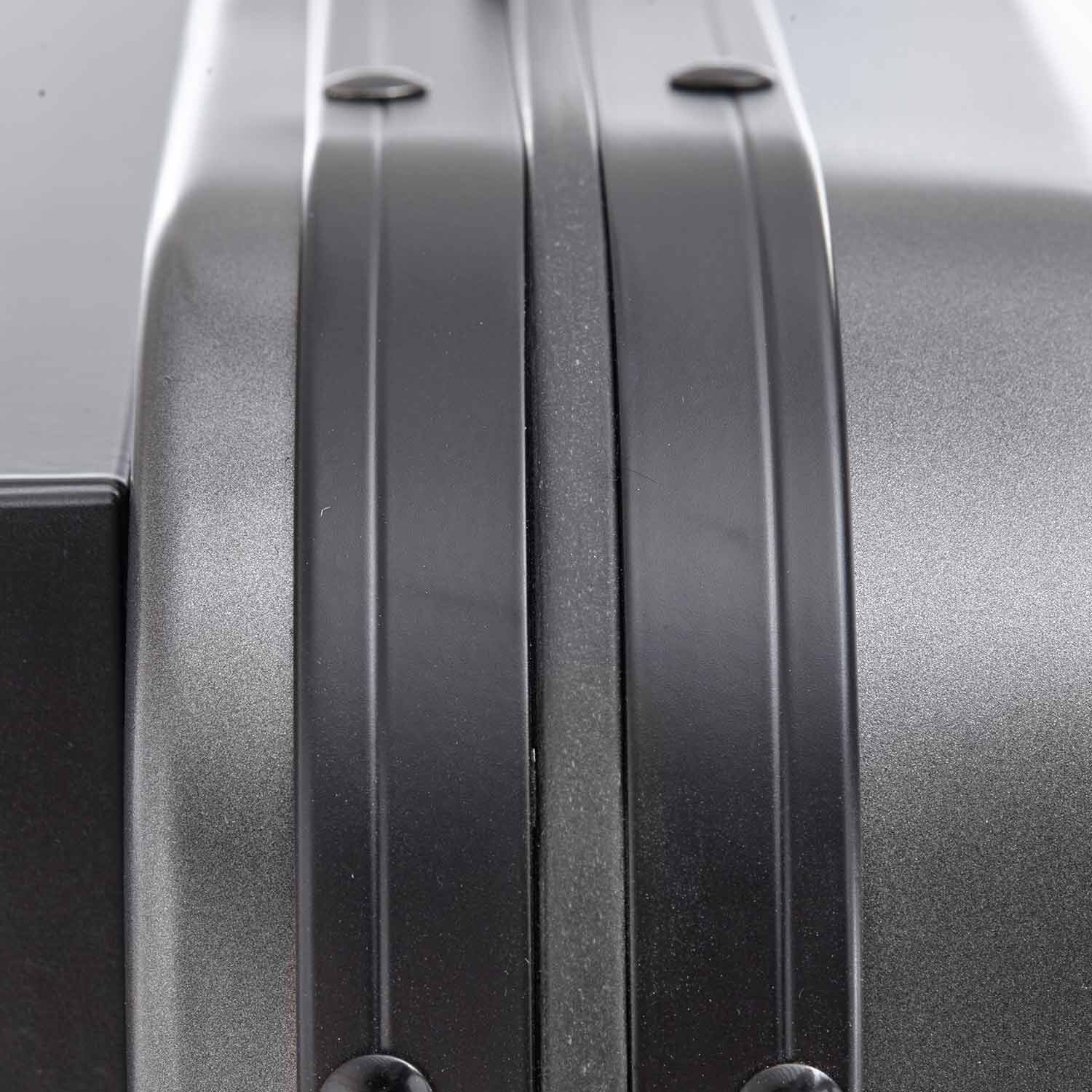 Robust hard-shell case