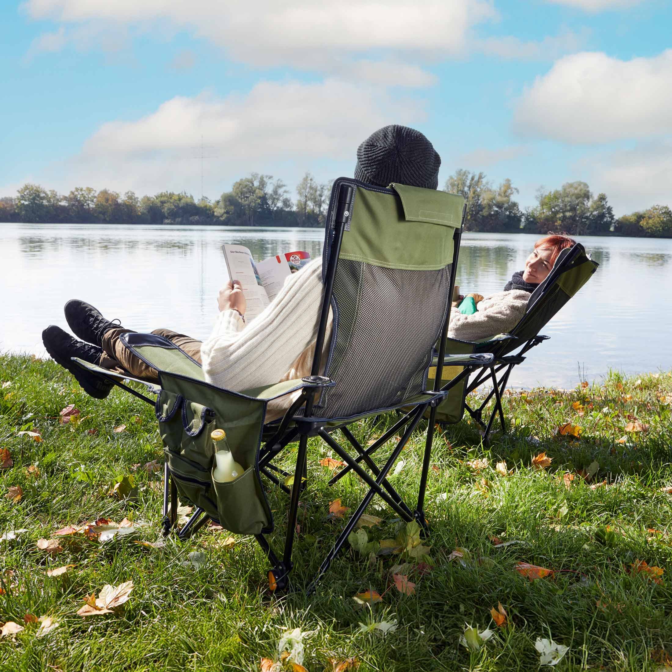Camping-Liegestuhl mit h�henverstellbarer Lehne.